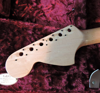 1971 Fender Stratocaster – graffity yellow